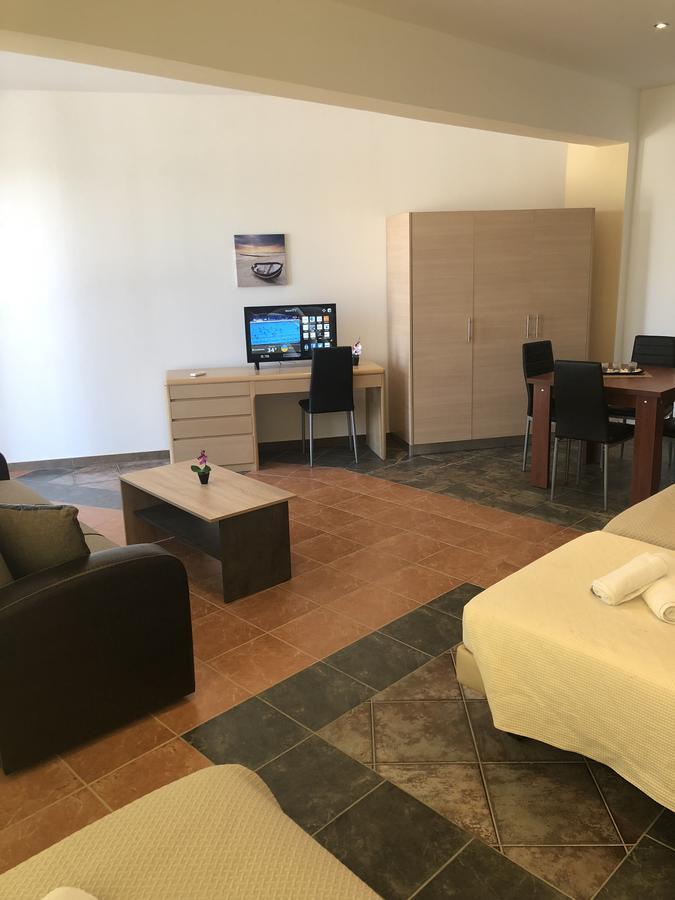 River'S Apartments Paradisi  Exterior photo